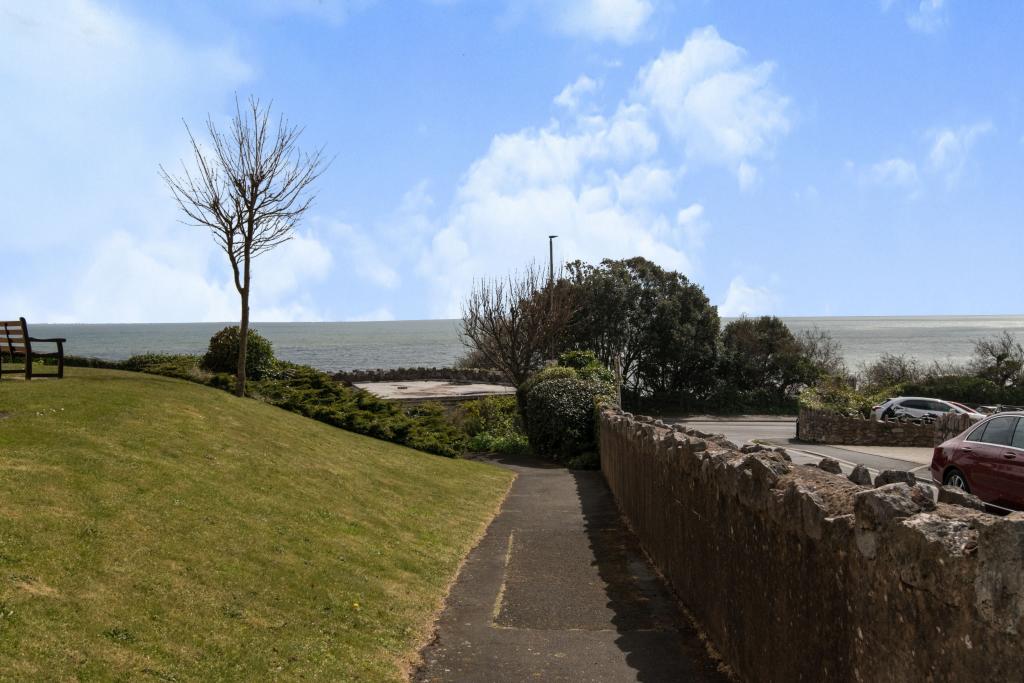 1 bedroom flat for sale in Bursledon Court, 2 East Cliff Road, Dawlish