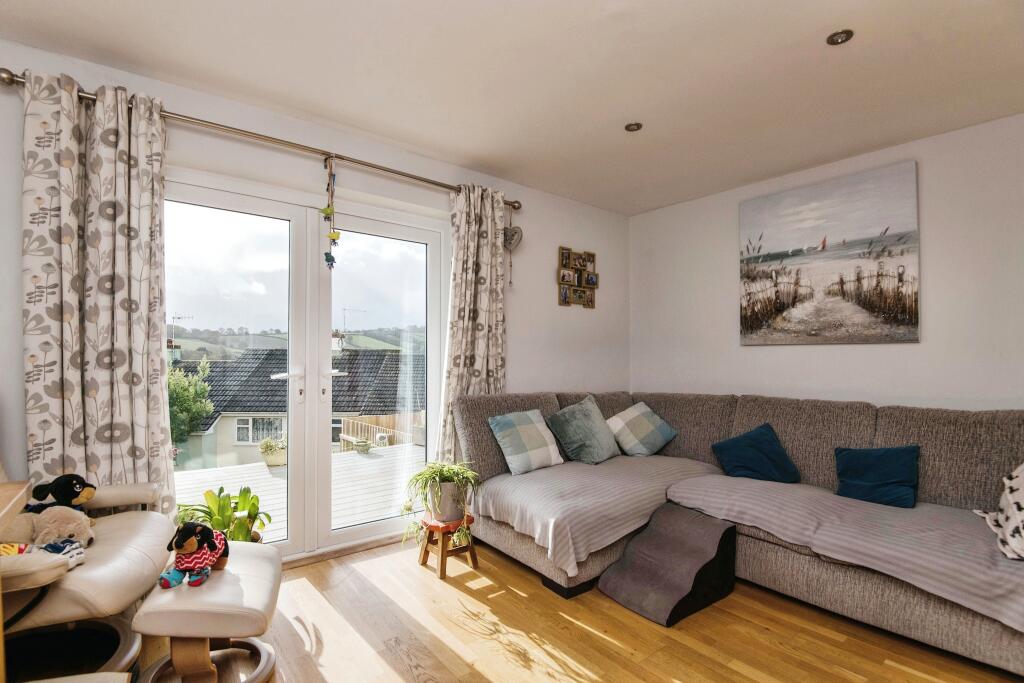 2 bedroom house for sale in Upper Longlands, Dawlish, Devon, EX7
