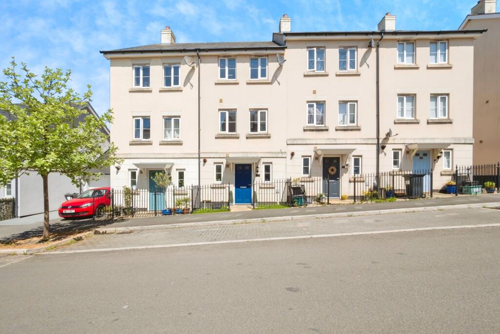 Main image of property: Roscoff Road, Dawlish, Devon, EX7