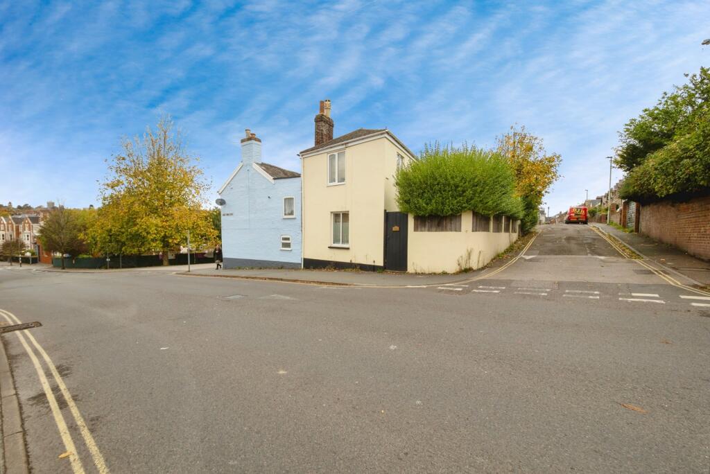 Main image of property: York Road, Exeter, Devon, EX4