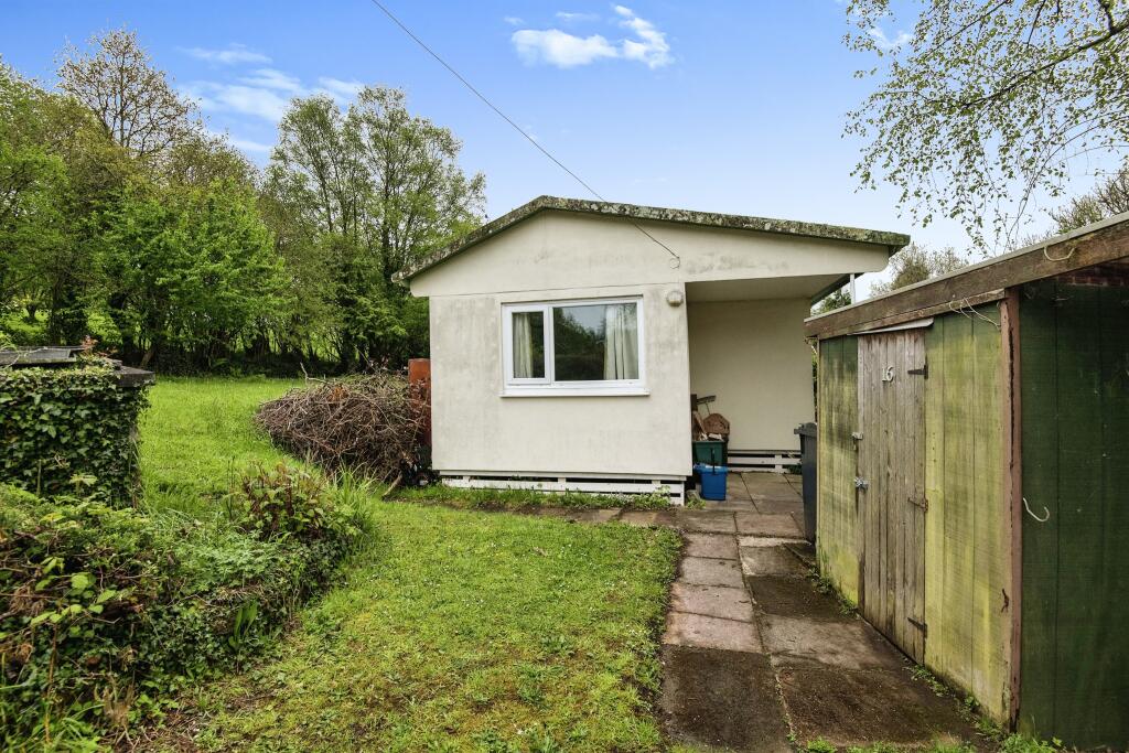 2 bedroom detached house for sale in Heatherfield, Pathfinder Village