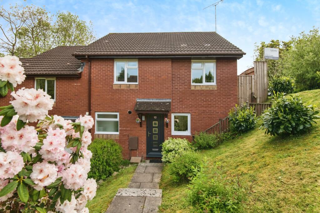 3 bedroom end of terrace house for sale in Foxglove Rise, Exeter, Devon, EX4