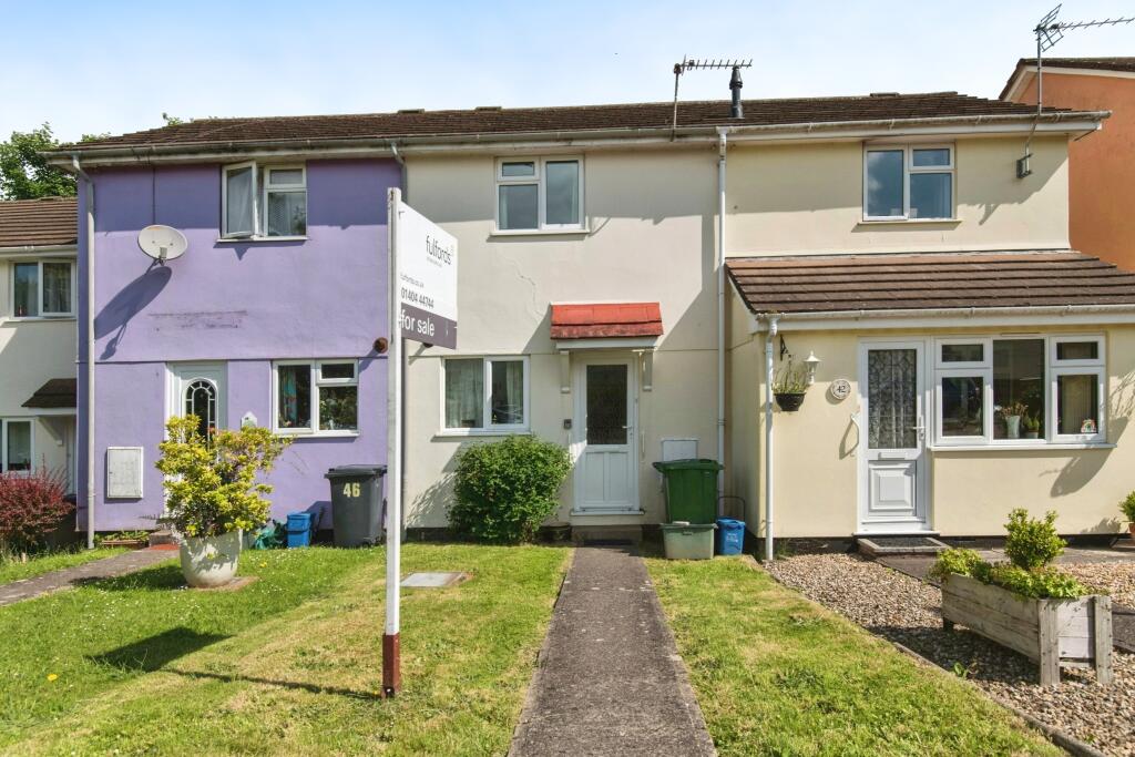 Main image of property: Rosewell Close, Honiton, EX14