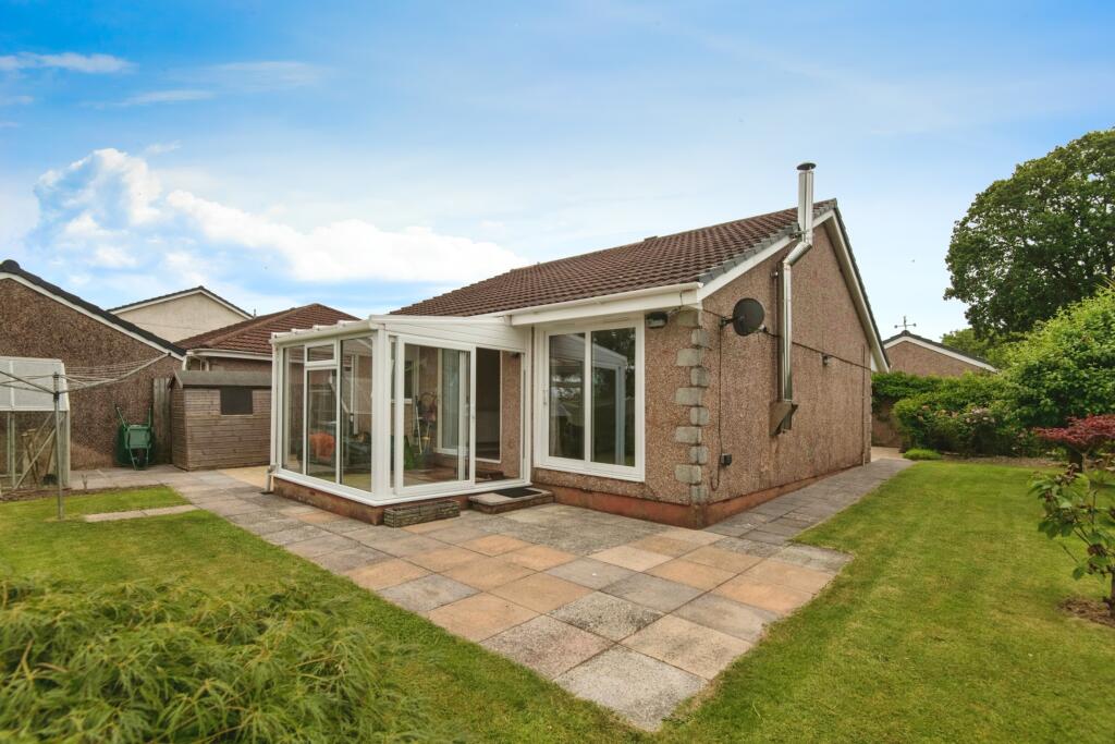 2 bedroom bungalow for sale in Rhododendron Avenue, Dunkeswell, Honiton