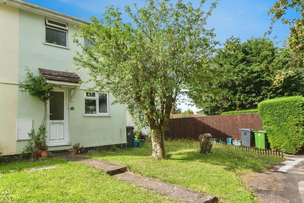 Main image of property: Rosewell Close, Honiton, Devon, EX14