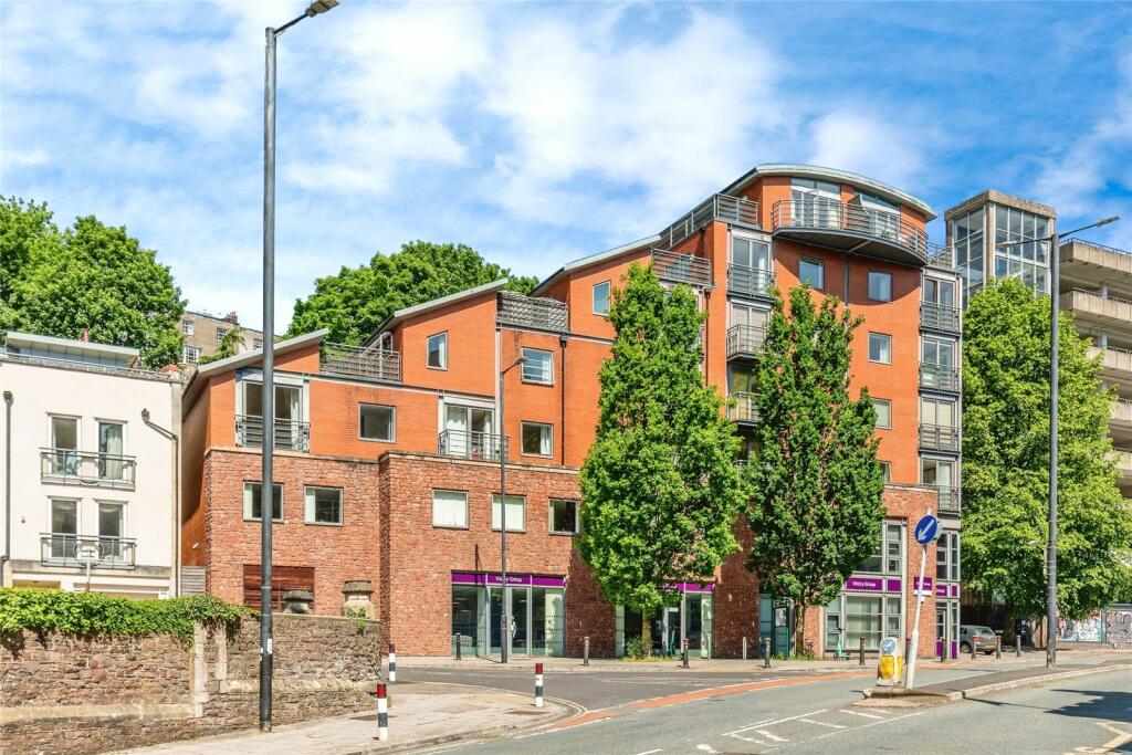 2 bedroom flat for sale in The Jacobs Building, Burton Court, Bristol, BS8