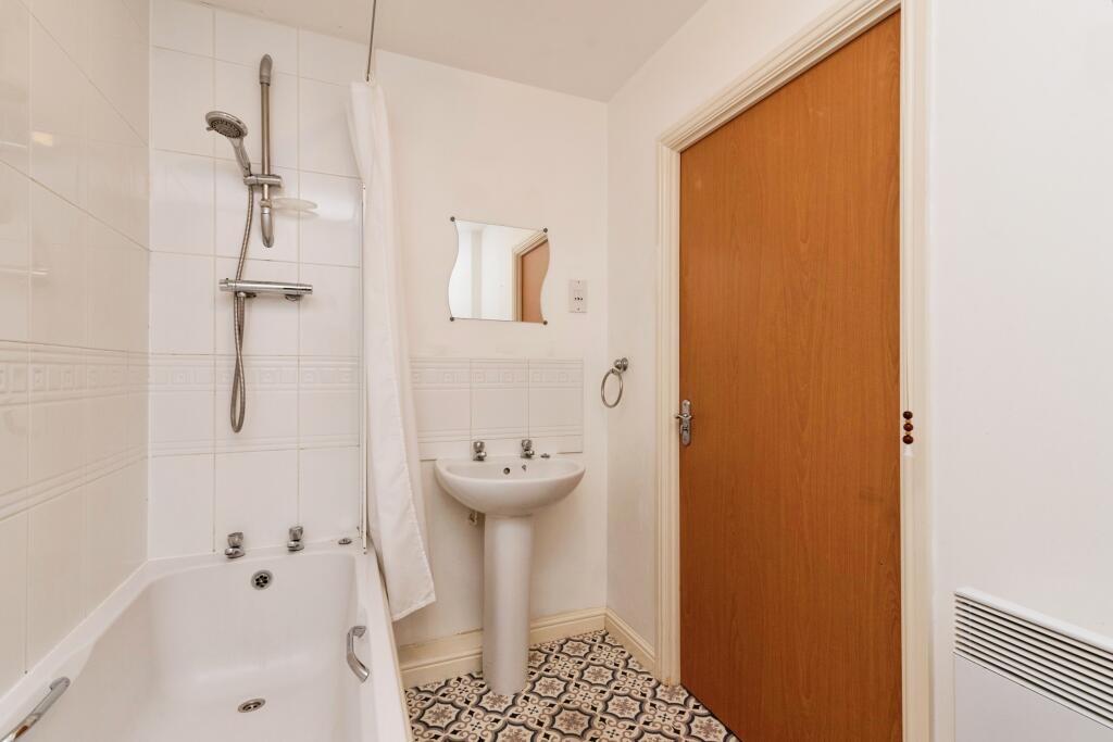 Additional property image - Anvil Street, Bristol, BS2