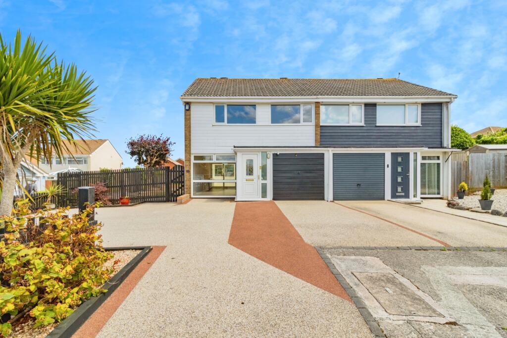 Main image of property: Ashburn Walk, PAIGNTON, Devon, TQ4