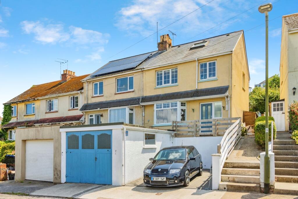 Main image of property: Hayes Gardens, Paignton, Devon, TQ4