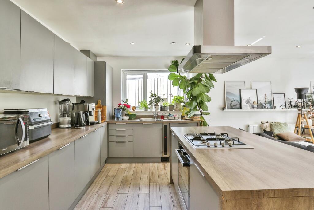 Additional property image - Herbert Avenue, Poole, BH12