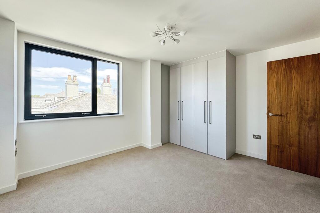 Additional property image - High Street North, Poole, BH15