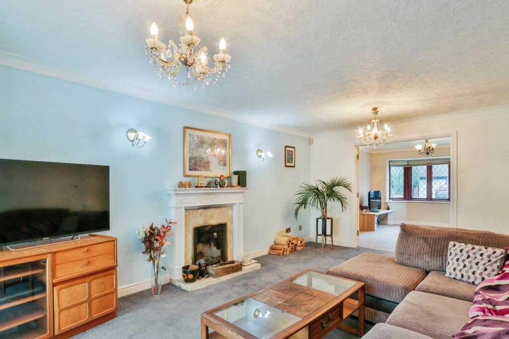 Additional property image - Charlotte Close, Talbot Village, BH12