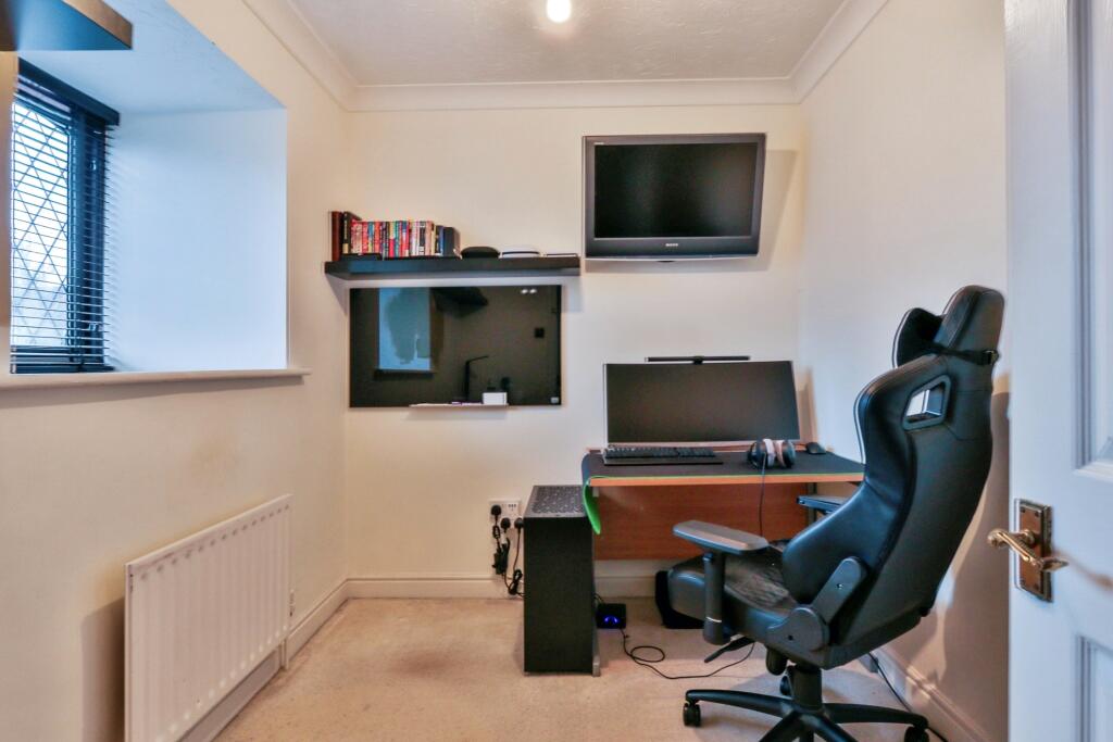 Additional property image - Charlotte Close, Talbot Village, BH12