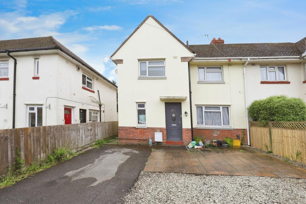 Main image of property: Grove Road, Poole, BH12