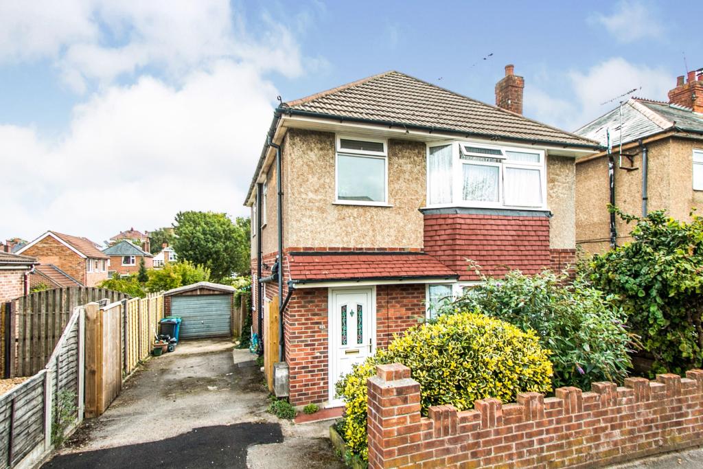 3 bedroom detached house for sale in Uppleby Road, Parkstone, Poole, BH12