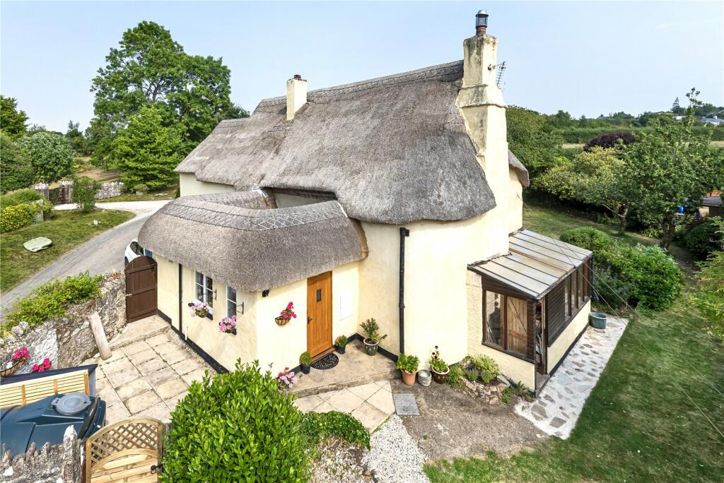 3 bedroom detached house for sale in East Ogwell, Newton Abbot, TQ12