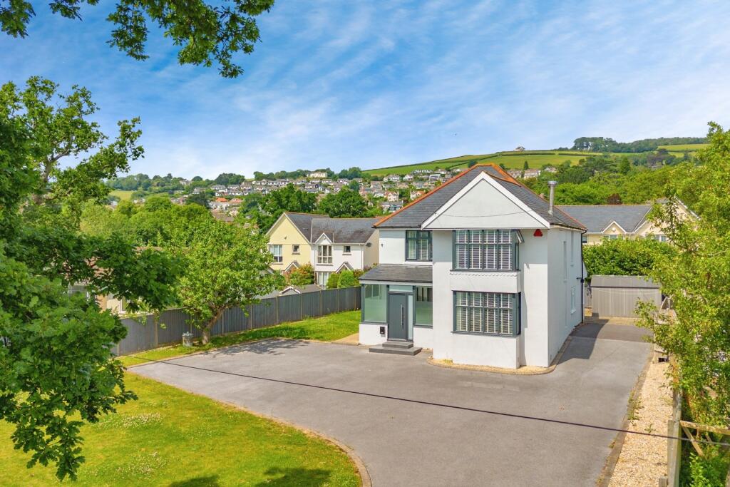 Main image of property: Newton Road, Bishopsteignton, Teignmouth, Devon, TQ14
