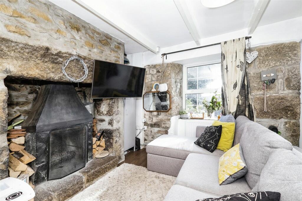 2 bedroom terraced house for sale in Whitecross, Penzance, Cornwall, TR20