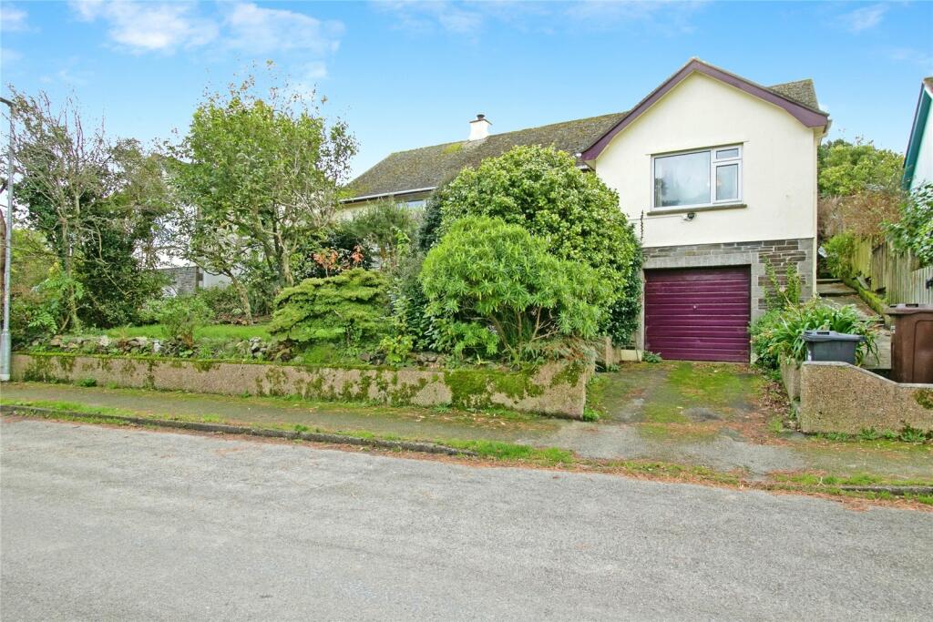 3 bedroom bungalow for sale in Trungle Parc, Paul, Penzance, Cornwall, TR19