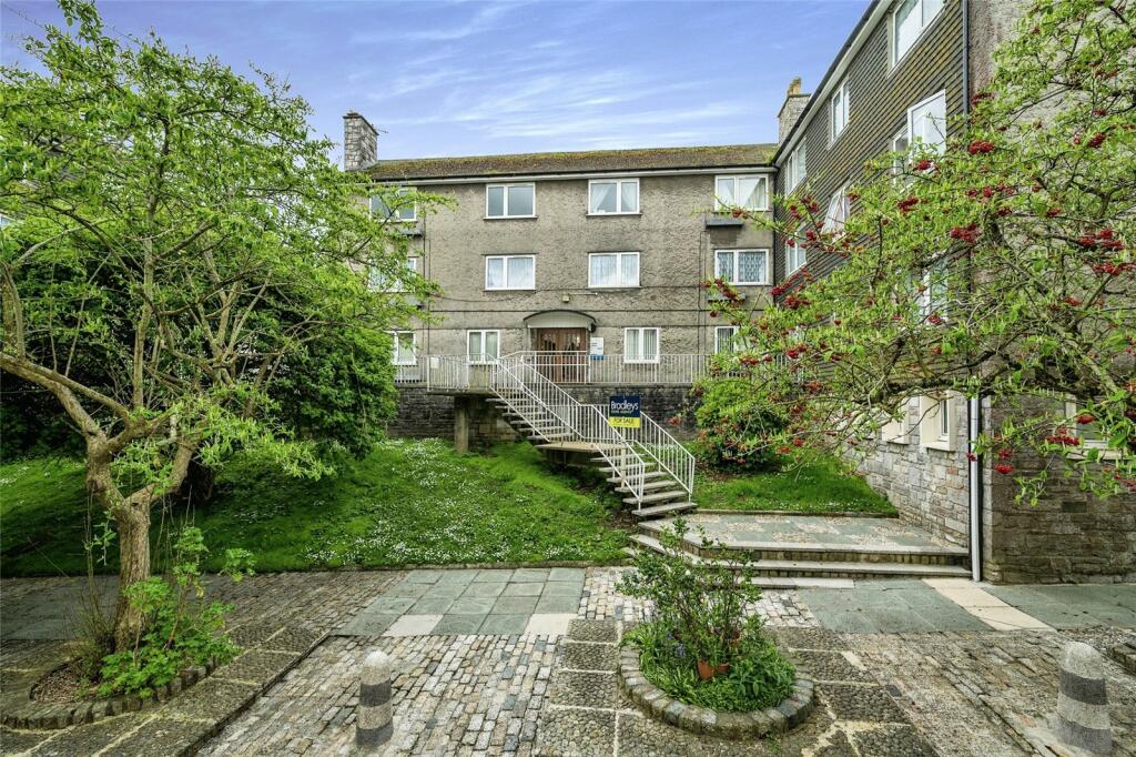 2 bedroom flat for sale in Castle Street, Plymouth, Devon, PL1