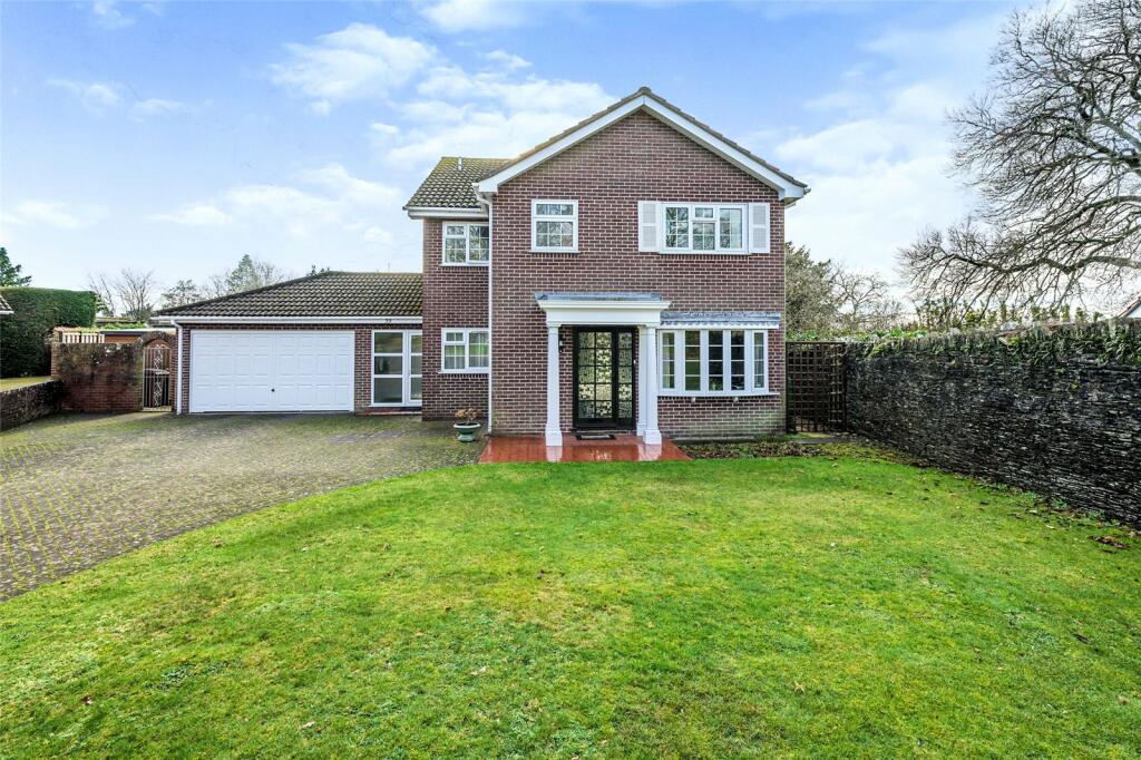 4 bedroom detached house for sale in Caradon Close, Derriford, Plymouth, Devon, PL6