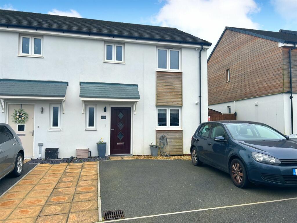 3 bedroom semi-detached house for sale in Henry Avent Gardens, Plymouth, Devon, PL9
