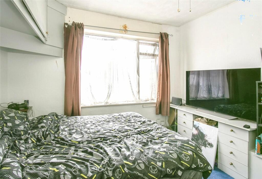 Additional property image - Columbia Road, ENSBURY PARK, Bournemouth, BH10