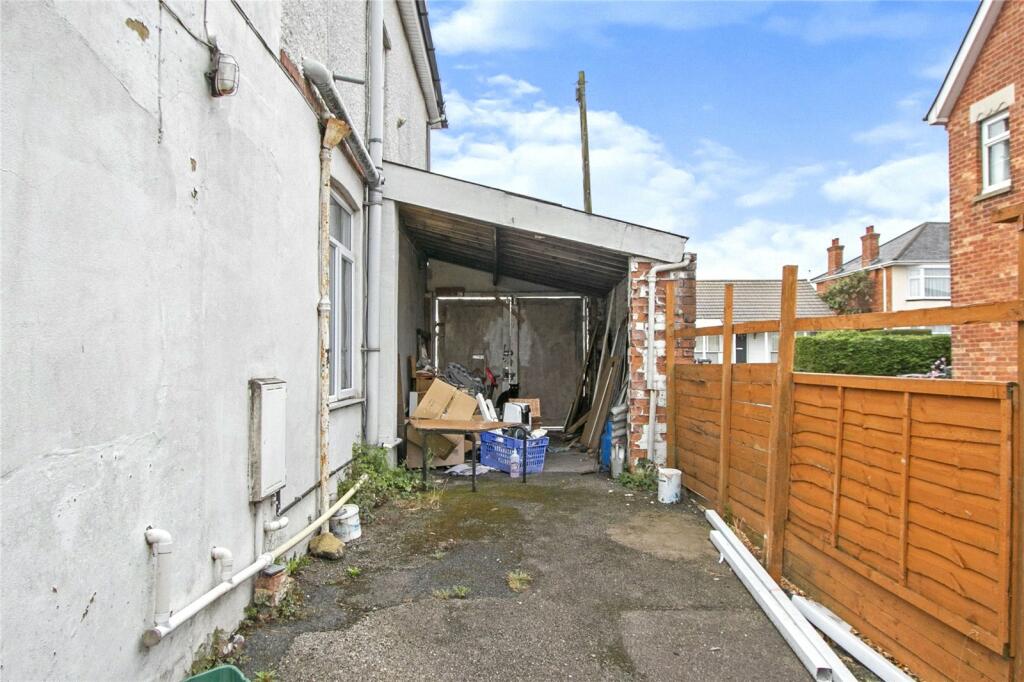 Additional property image - Columbia Road, ENSBURY PARK, Bournemouth, BH10