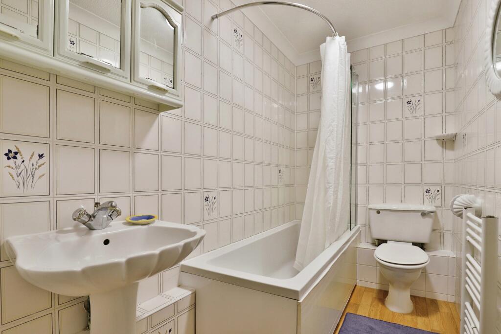 Additional property image - Charlton Close, MUSCLIFF, Bournemouth, Dorset, BH9