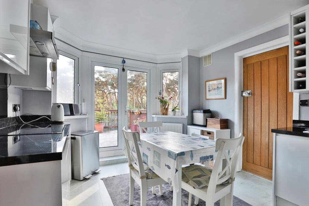 Additional property image - Pine Vale Crescent, Bournemouth, BH10