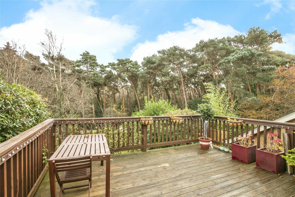 Additional property image - Pine Vale Crescent, Bournemouth, BH10