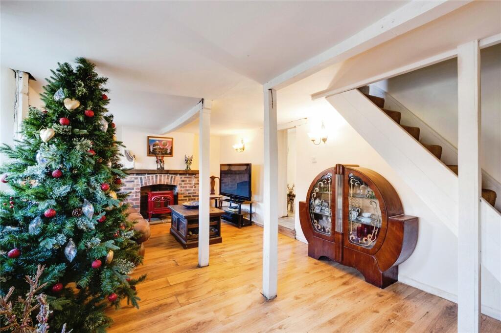 Additional property image - Ringwood Road, FERNDOWN, Dorset, BH22