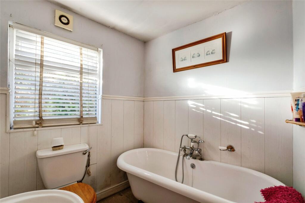 Additional property image - Ringwood Road, FERNDOWN, Dorset, BH22