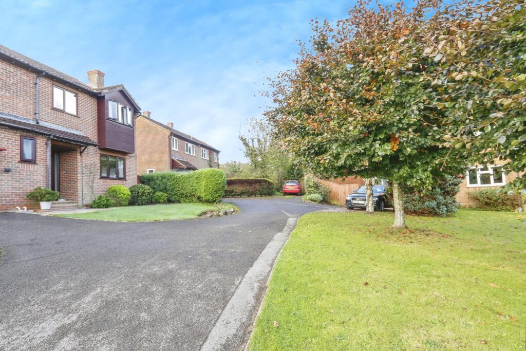 Additional property image - Plantagenet Crescent, Bournemouth, Dorset, BH11