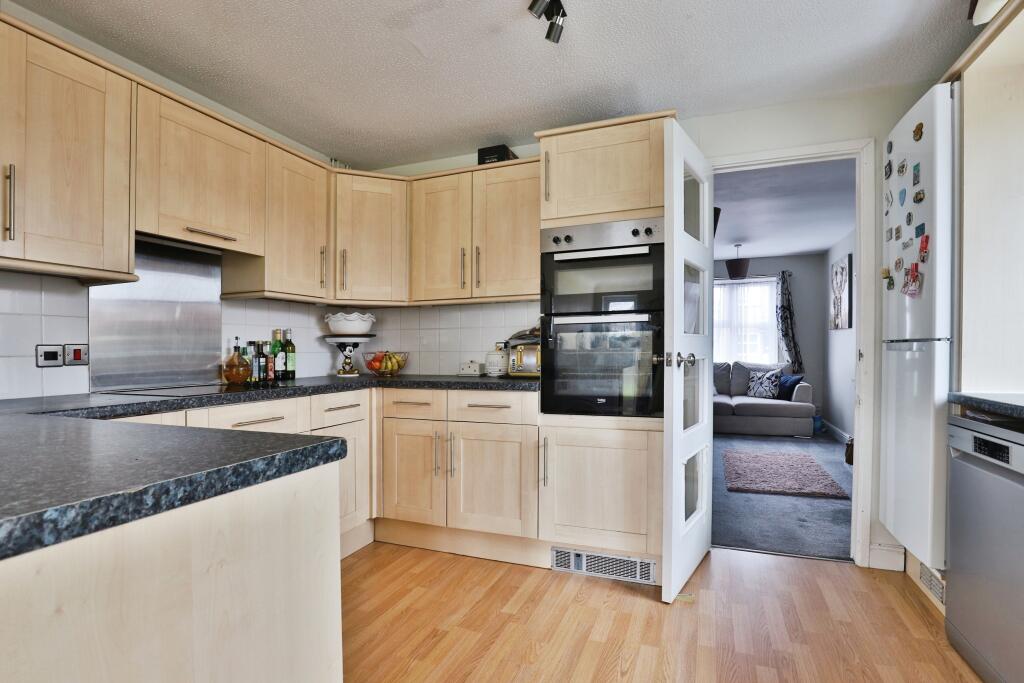 Additional property image - Tarrant Road, MUSCLIFF, Bournemouth, Dorset, BH9