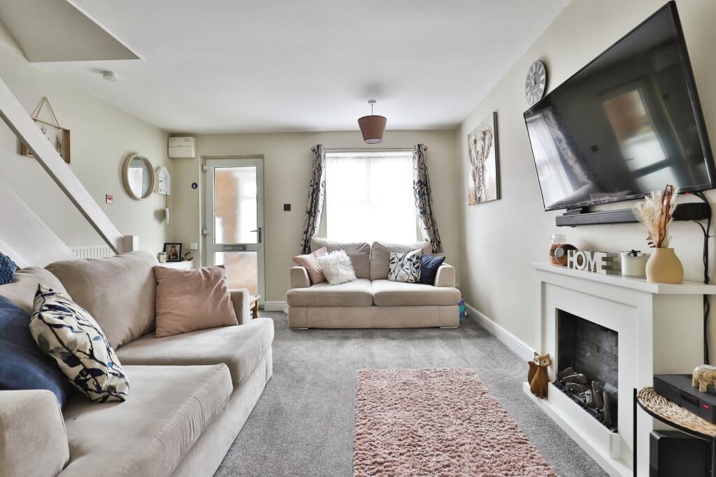 Additional property image - Tarrant Road, MUSCLIFF, Bournemouth, Dorset, BH9