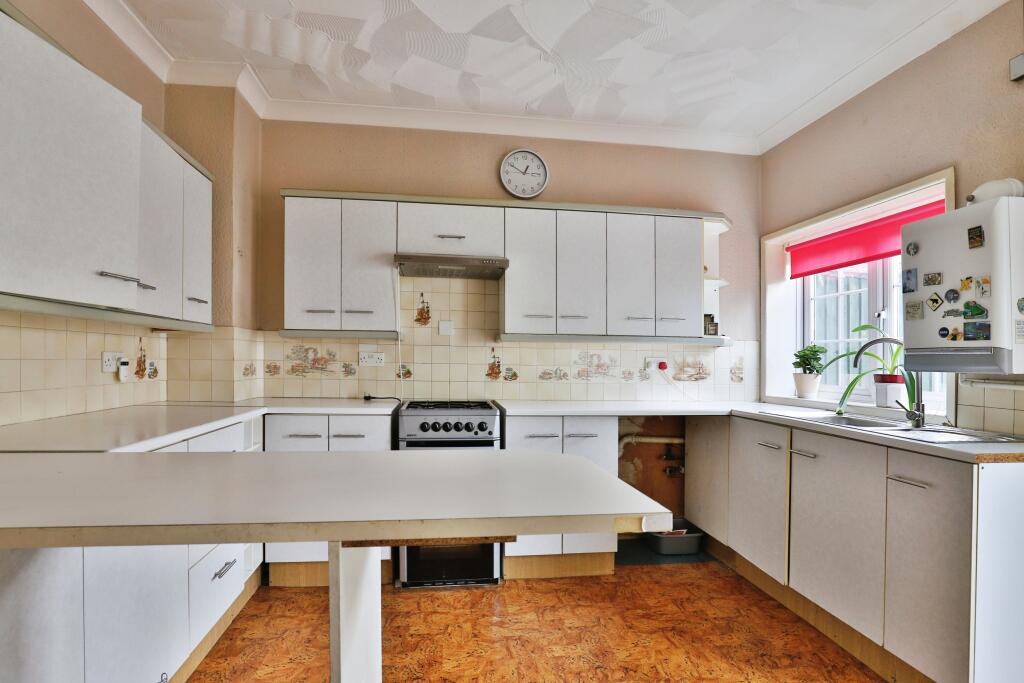 Additional property image - Charminster Road, CHARMINSTER, Bournemouth, Dorset, BH8