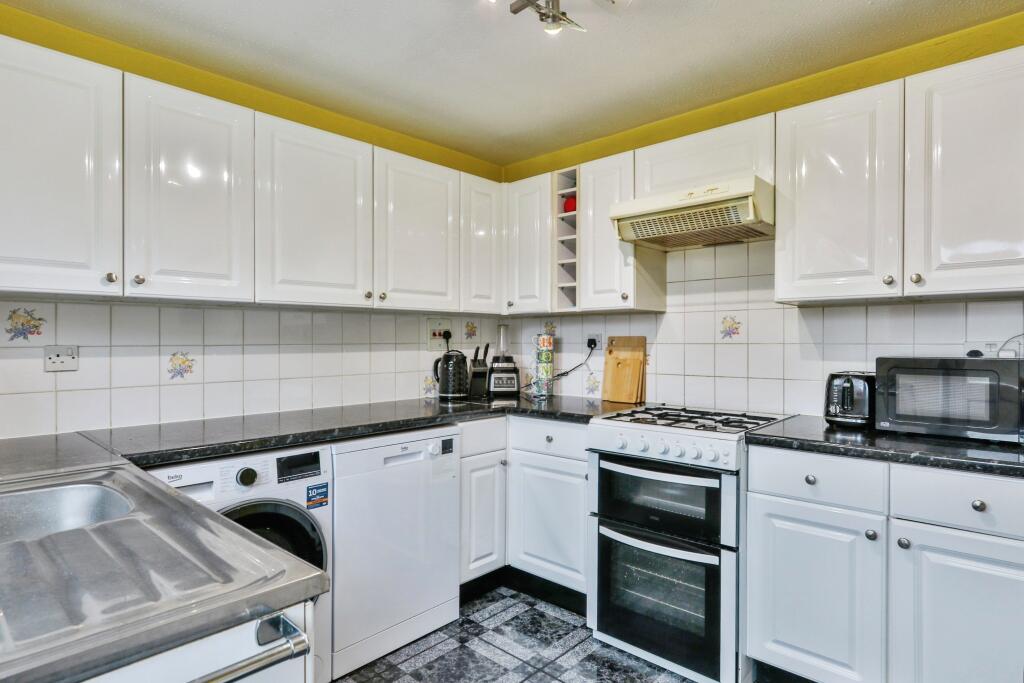 Additional property image - Braishfield Gardens, THROOP, Bournemouth, Dorset, BH8