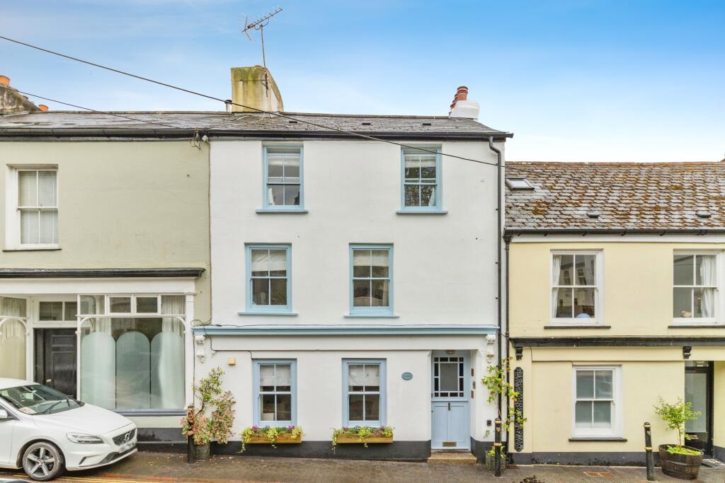 4 bedroom terraced house for sale in Fore Street, Calstock, Cornwall, PL18