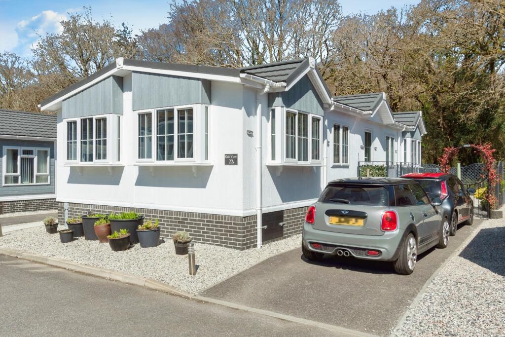 Main image of property: Devon Oaks, Bedford Bridge, Magpie, Yelverton, PL20