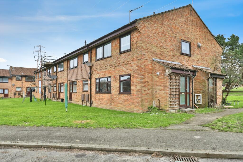 Additional property image - Aspen Gardens, Poole, Dorset, BH12