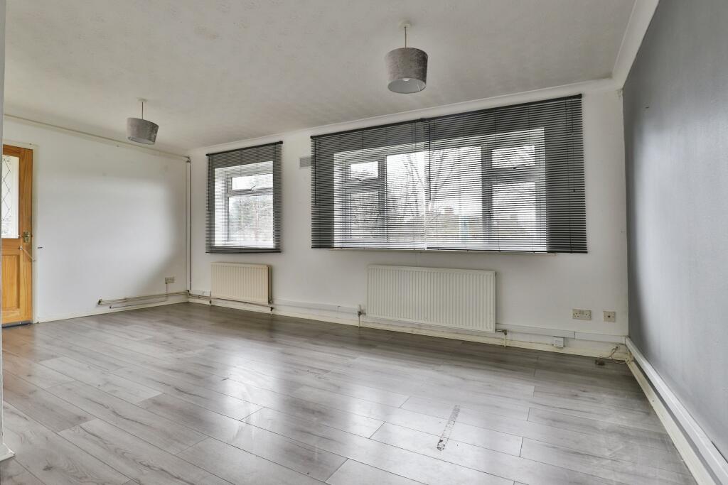 Additional property image - Aspen Gardens, Poole, Dorset, BH12