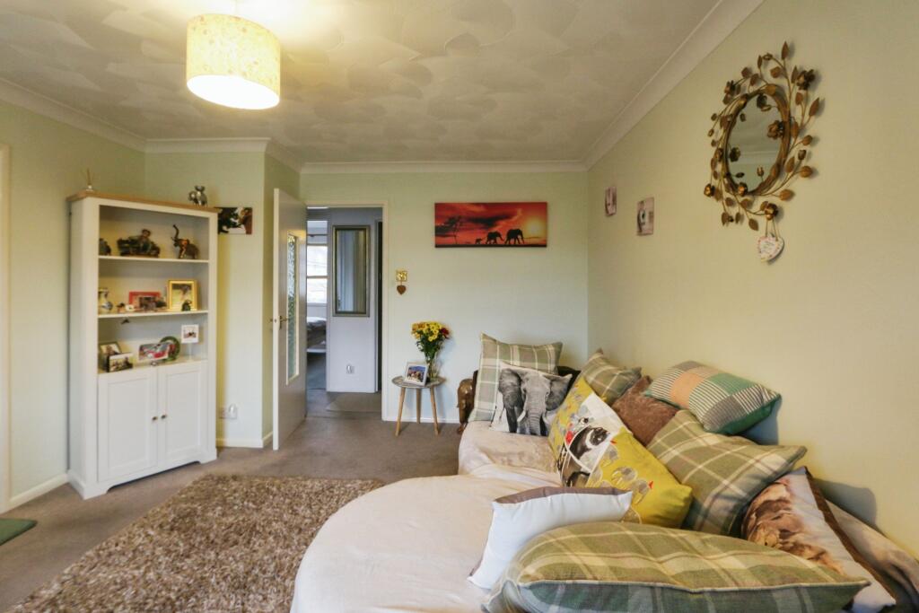 Additional property image - Aspen Gardens, Poole, Dorset, BH12