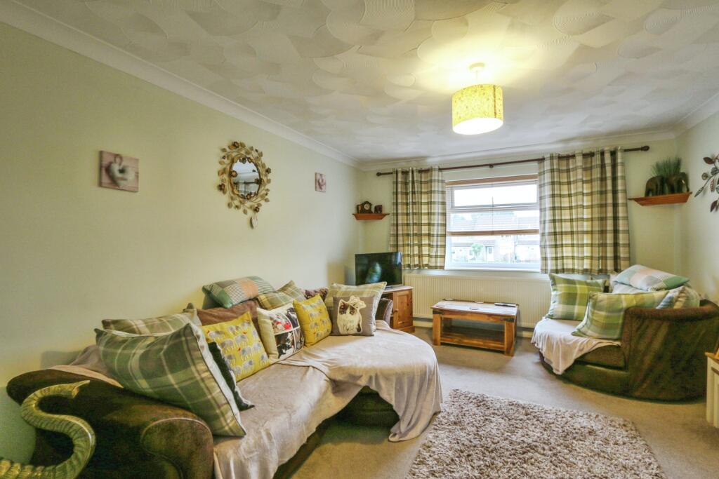 Additional property image - Aspen Gardens, Poole, Dorset, BH12