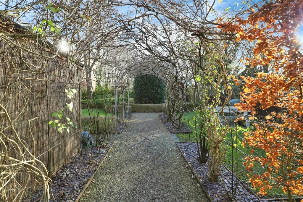 Additional property image - Dragoon Way, CHRISTCHURCH, Dorset, BH23