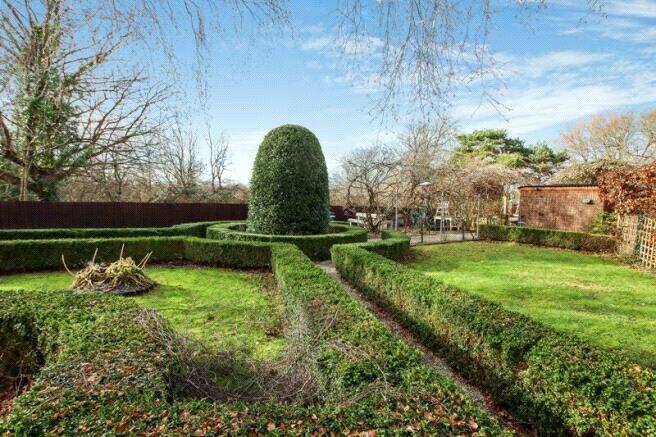 Additional property image - Dragoon Way, CHRISTCHURCH, Dorset, BH23