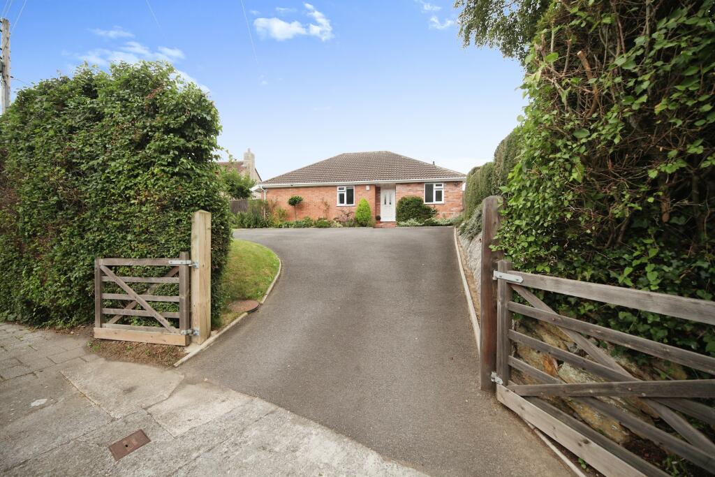 3 bedroom bungalow for sale in Over Stratton, South Petherton, TA13