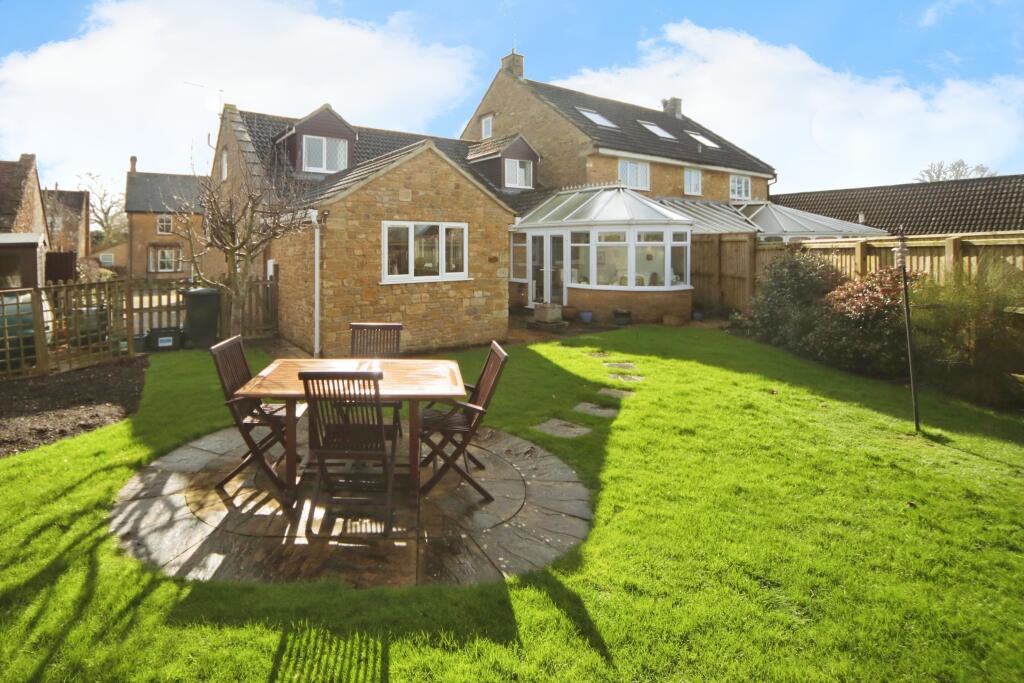 3 bedroom semidetached house for sale in Coat, Martock, Somerset, TA12