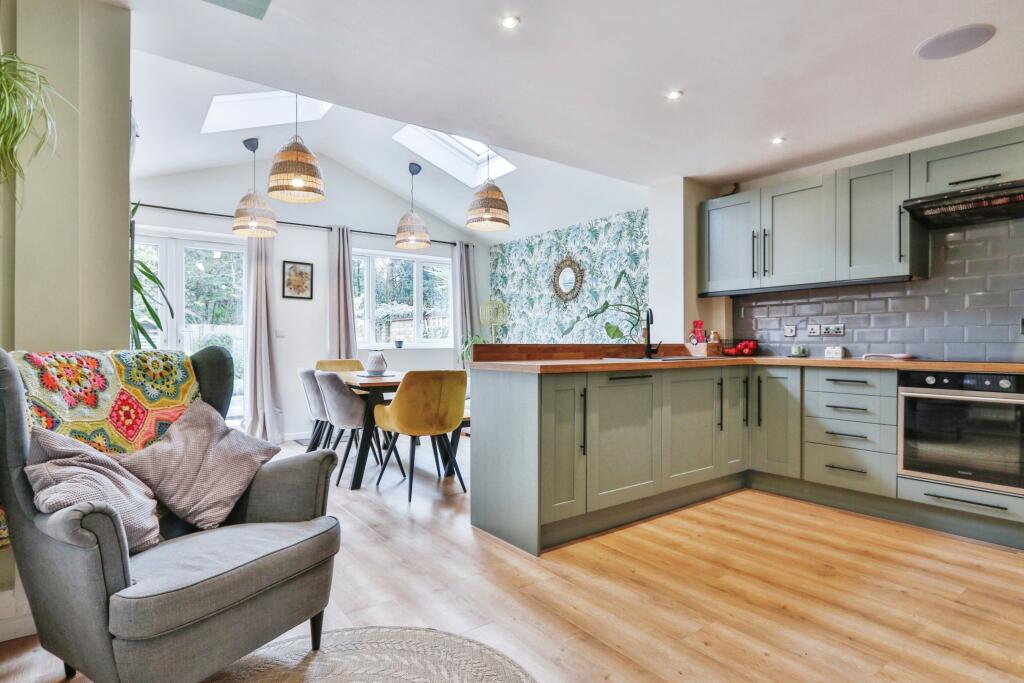 Additional property image - Godmanston Close, POOLE, Dorset, BH17