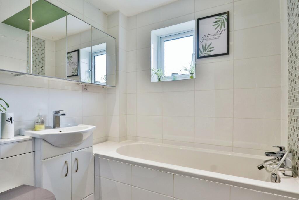 Additional property image - Godmanston Close, POOLE, Dorset, BH17